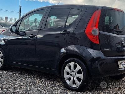 Usata Opel Agila Enjoy 86 CV (63 kW) 2010 Nero Utilitaria