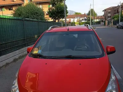 Usata Chevrolet Spark 68 CV (50 kW) 2010 Rosso Utilitaria