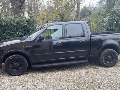 Usata Ford F-150 231 CV (169 kW) 2001 Nero Pick-up