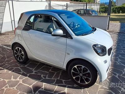 Usata Smart ForTwo Coupé 71 CV (52 kW) 2016 Utilitaria