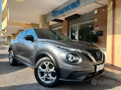 Usata Nissan Juke N-Connecta 114 CV (83 kW) 2022 Grigio SUV