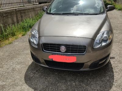 Usata Fiat Croma 150 CV (110 kW) 2009 Marrone Station wagon
