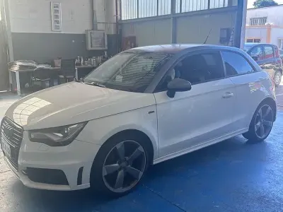 Usata Audi A1 Ambition 185 CV (136 kW) 2011 Bianco Utilitaria