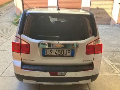Usata Chevrolet Orlando LT 141 CV (103 kW) 2013 Argento Monovolume