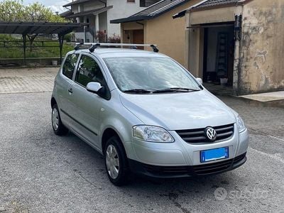 Usata VW Fox 54 CV (39 kW) 2008 Grigio Utilitaria
