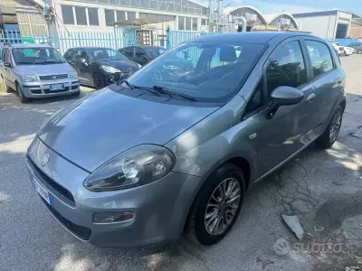Usata Fiat Punto Evo Dynamic 69 CV (50 kW) 2013 Grigio Utilitaria