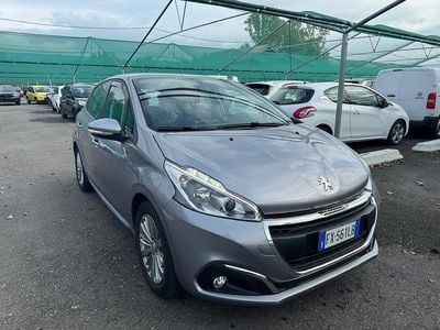 Argento Usata 2019 Peugeot 208 Allure Utilitaria | 10.900 € (Buon prezzo)