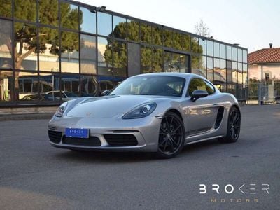 Porsche 718 Cayman