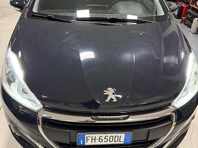 Begagnad Peugeot 208 Access 82 HK (60 kW) 2017 Svart Halvkombi