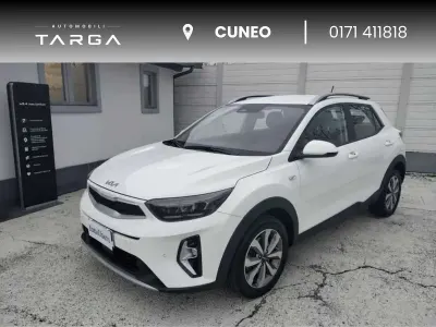 Usata Kia Stonic Urban 99 CV (72 kW) 2022 Bianco SUV