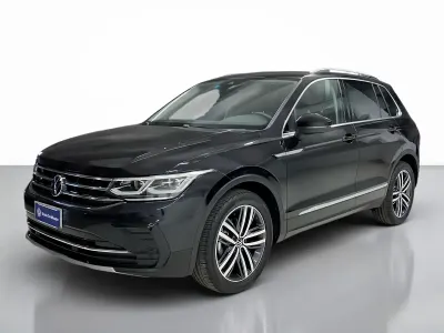 Usata VW Tiguan Elegance 150 CV (110 kW) 2021 Deep black perlato SUV