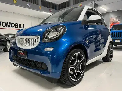 Begagnad Smart ForTwo Cabrio Proxy 70 HK (51 kW) 2015 Blå Cab