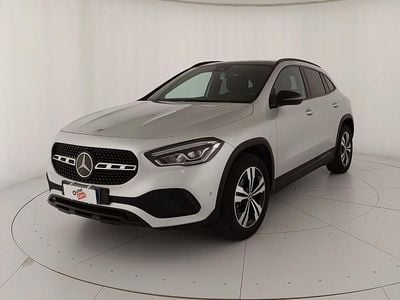 Usata Mercedes GLA200 150 CV (110 kW) 2022 Argento metallizzato SUV