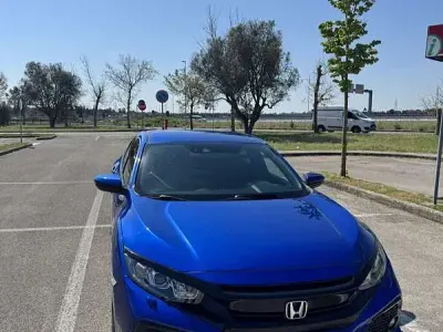 Usata Honda Civic Elegance 120 CV (88 kW) 2018 Berlina