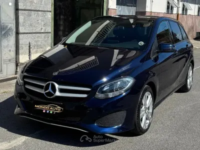 Käytetty Mercedes B180