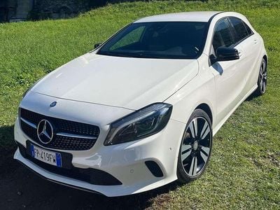 Usata Mercedes A180 Premium 122 CV (89 kW) 2018 Bianco Berlina
