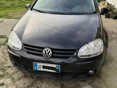 Usata VW Golf V 102 CV (75 kW) 2007 Nero Berlina