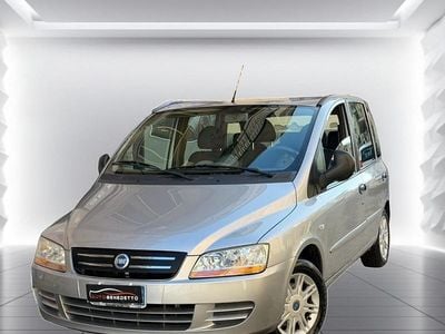Usata Fiat Multipla Family 110 CV (80 kW) 2005 Grigio Monovolume
