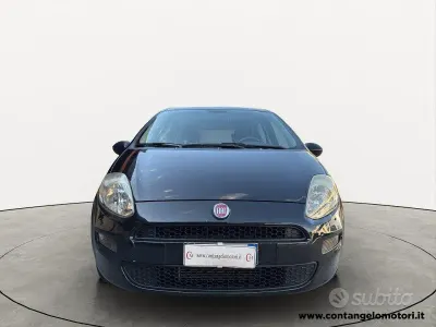 Usata Fiat Punto Street 75 CV (55 kW) 2014 Nero Utilitaria