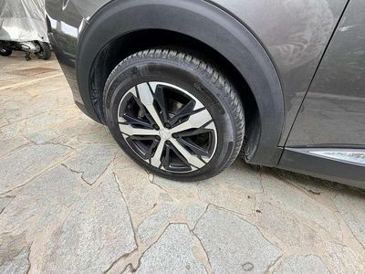Usata Peugeot 3008 Allure 131 CV (96 kW) 2023 Grigio SUV