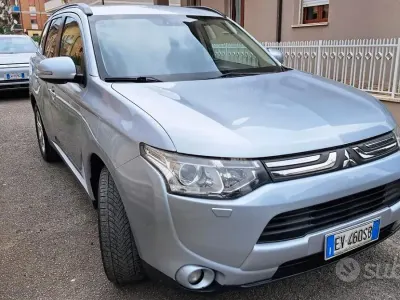 Usata Mitsubishi Outlander