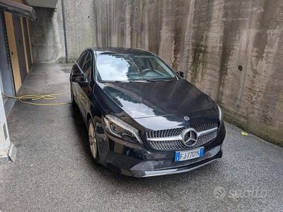 Usata Mercedes A180 109 CV (80 kW) 2017 Berlina