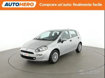 Usata Fiat Punto Street 69 CV (50 kW) 2015 Grigio Utilitaria