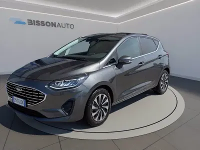 Usado Ford Fiesta Titanium 125 HP (91 kW) 2023 Cinzento Citadino
