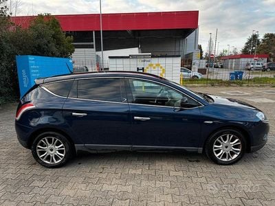 Usata Lancia Delta 120 CV (88 kW) 2011 Blu Utilitaria