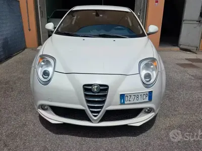 Usata Alfa Romeo MiTo Distinctive 105 CV (77 kW) 2009 Bianco Utilitaria