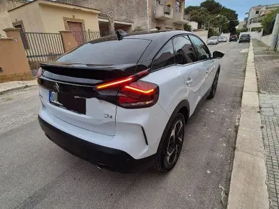Usata Citroën C4 130 CV (95 kW) 2024 Bianco SUV