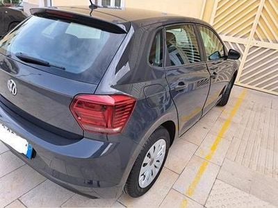 Usata VW Polo 65 CV (47 kW) 2018 Grigio Berlina