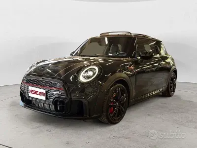 Usata Mini John Cooper Works 231 CV (169 kW) 2023 Verde Utilitaria