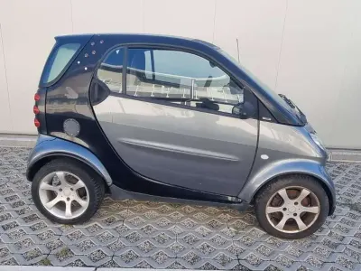 Usata Smart ForTwo Coupé 41 CV (30 kW) 2005 Grigio Coupé