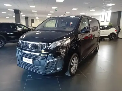 Usata Peugeot Traveller Allure 177 CV (130 kW) 2021 Nero Monovolume