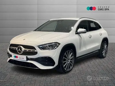 Usata Mercedes GLA200 Premium 150 CV (110 kW) 2023 Bianco SUV