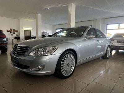 Usata Mercedes S350 Elegance 272 CV (200 kW) 2007 Iridiumsilber metallic Berlina