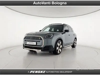 Usata Mini Countryman Favoured 230 kW (313 CV) 2025 Verde SUV