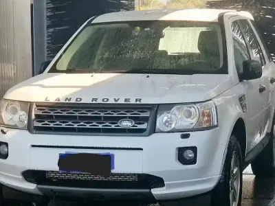 Usata Land Rover Freelander 2 190 CV (139 kW) 2011 Bianco SUV