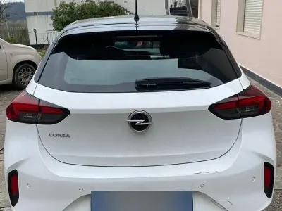 Usata Opel Corsa GS Line 102 CV (75 kW) 2022 Bianco Utilitaria