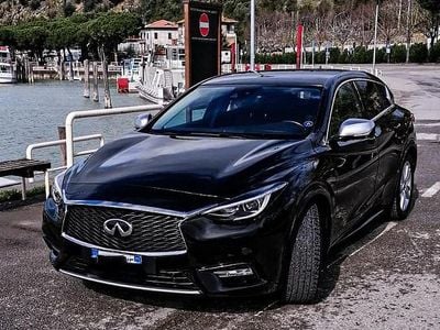 Usata Infiniti Q30 Premium 109 CV (80 kW) 2017 Nero Utilitaria