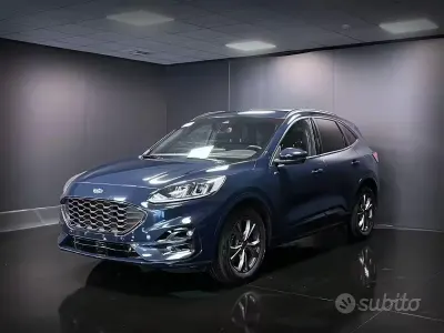 Usata Ford Kuga ST-Line X 120 CV (88 kW) 2023 Blu pastello SUV