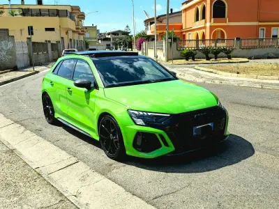 Usata Audi RS3 400 CV (294 kW) 2023 Verde Berlina
