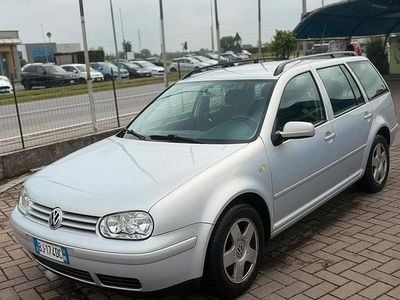 Begagnad VW Golf IV 100 HK (73 kW) 2000 Grå Kombi
