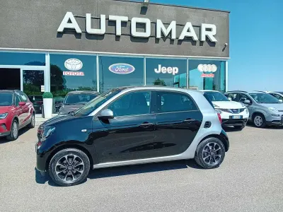 Usata Smart ForFour Passion 71 CV (52 kW) 2017 Nero Utilitaria