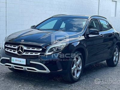 Usata Mercedes GLA180 122 CV (89 kW) 2019 Nero SUV