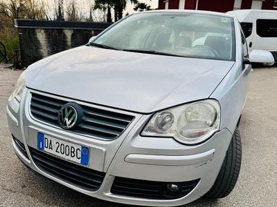 Usata VW Polo Sportline 100 CV (73 kW) 2006 Grigio Utilitaria