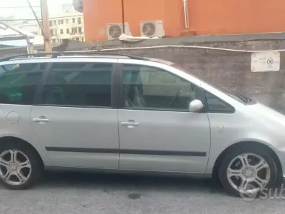 Usata Seat Alhambra 140 CV (102 kW) 2009 Monovolume