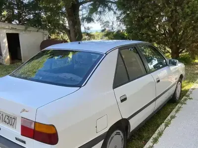 Usata Lancia Dedra 88 CV (64 kW) 1990 Bianco Berlina