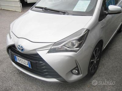 usata Toyota Yaris Hybrid 1.5 garanzia RATEIZZABILE